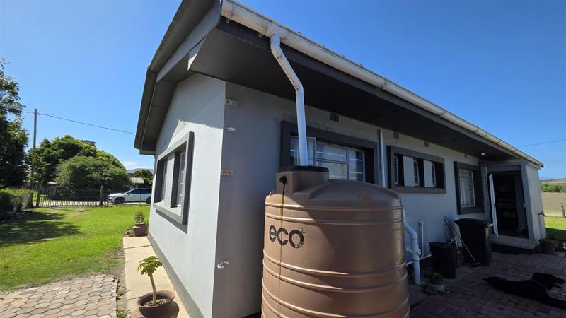 4 Bedroom Property for Sale in Klein Brak Western Cape